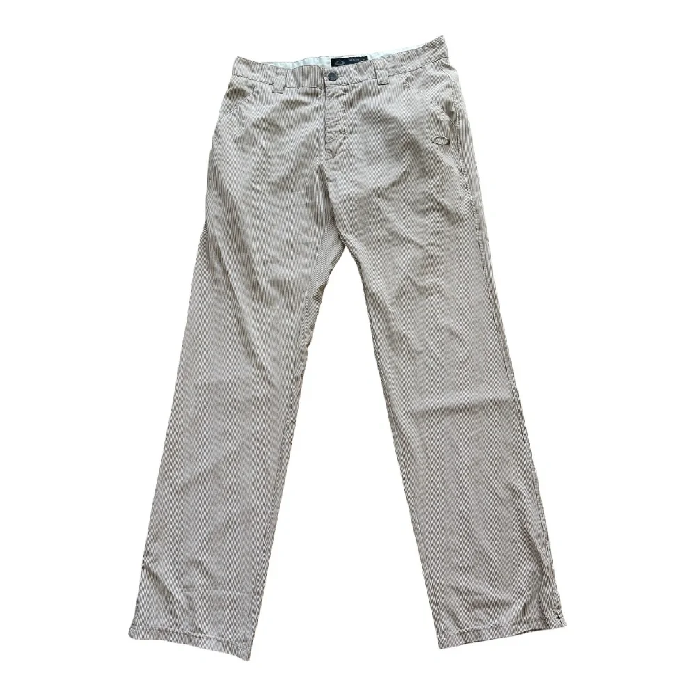 Oakley Pants 32Wx32L Stripe Turnpin Golf Stretch Lightweight Performance Logo Me